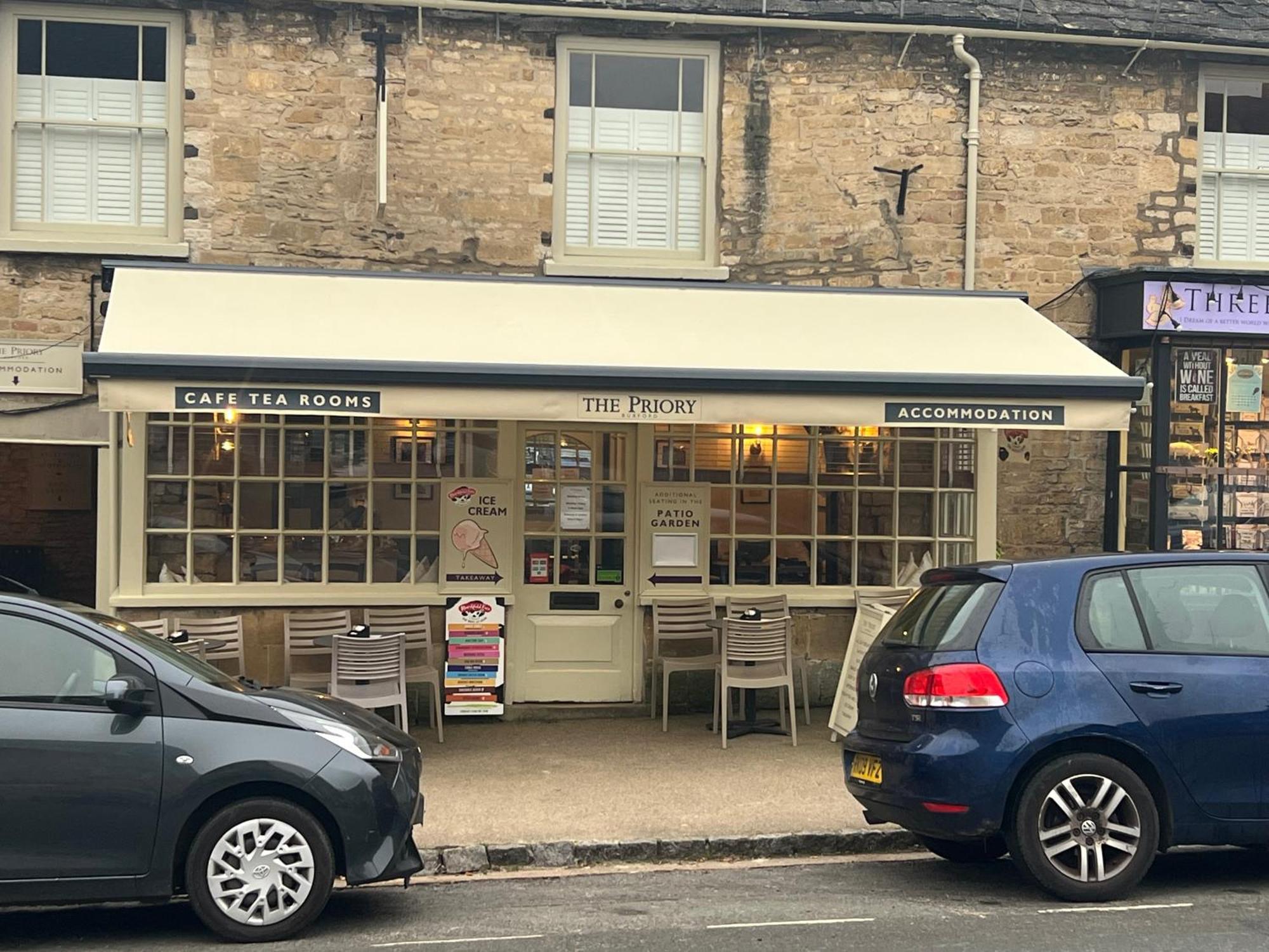 Priory Tearooms Burford With Rooms Exterior foto