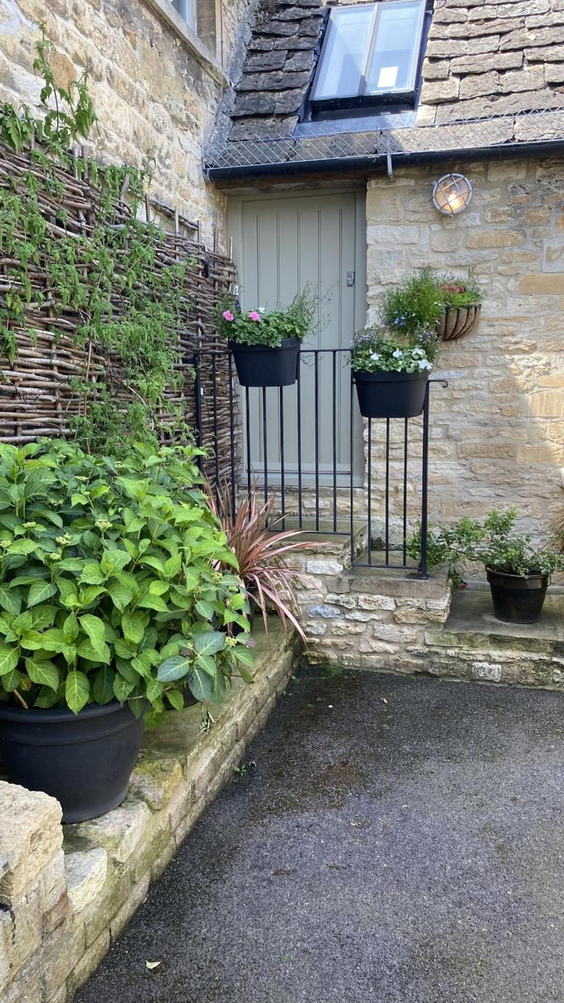 Priory Tearooms Burford With Rooms Exterior foto