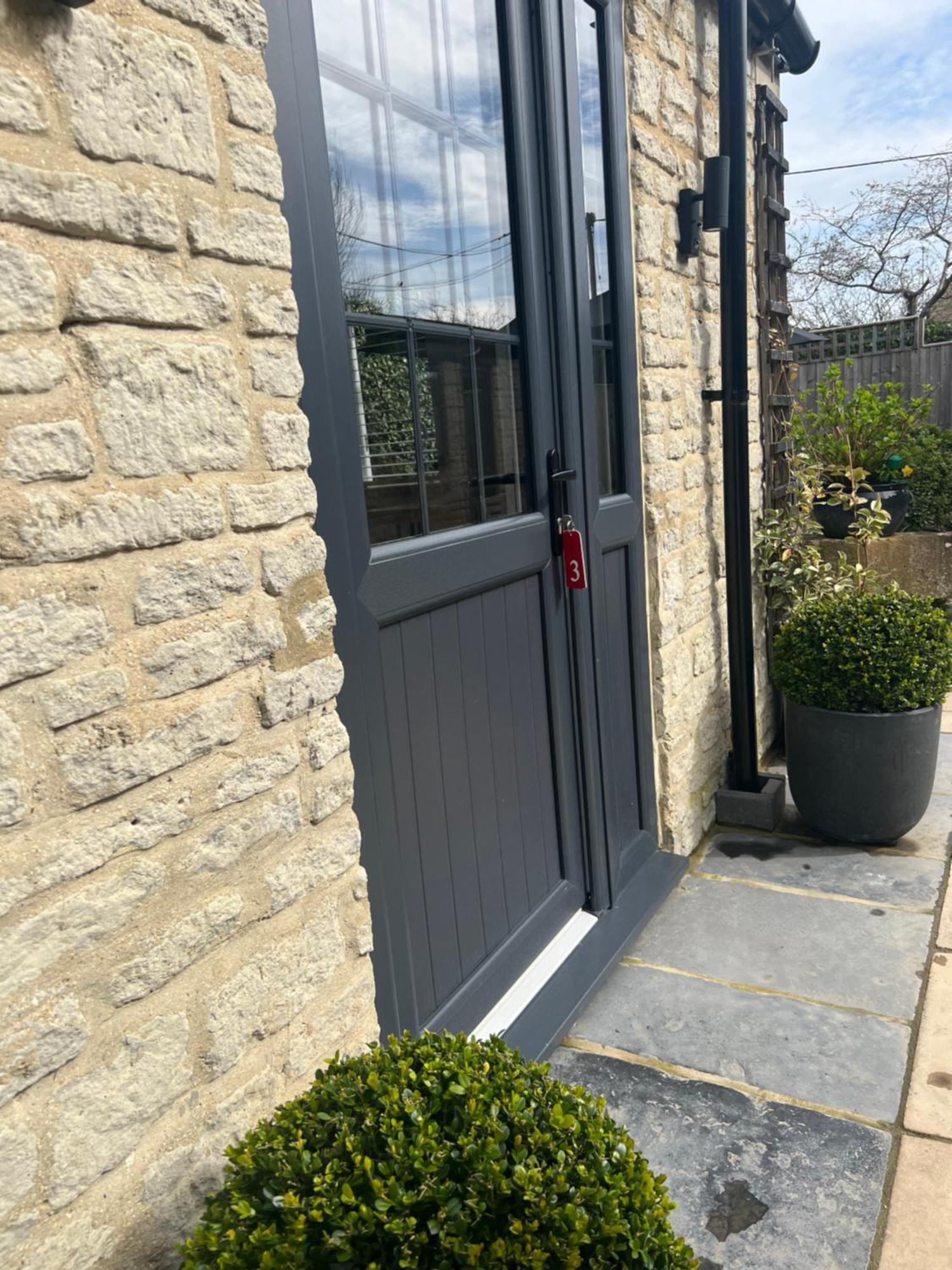 Priory Tearooms Burford With Rooms Exterior foto
