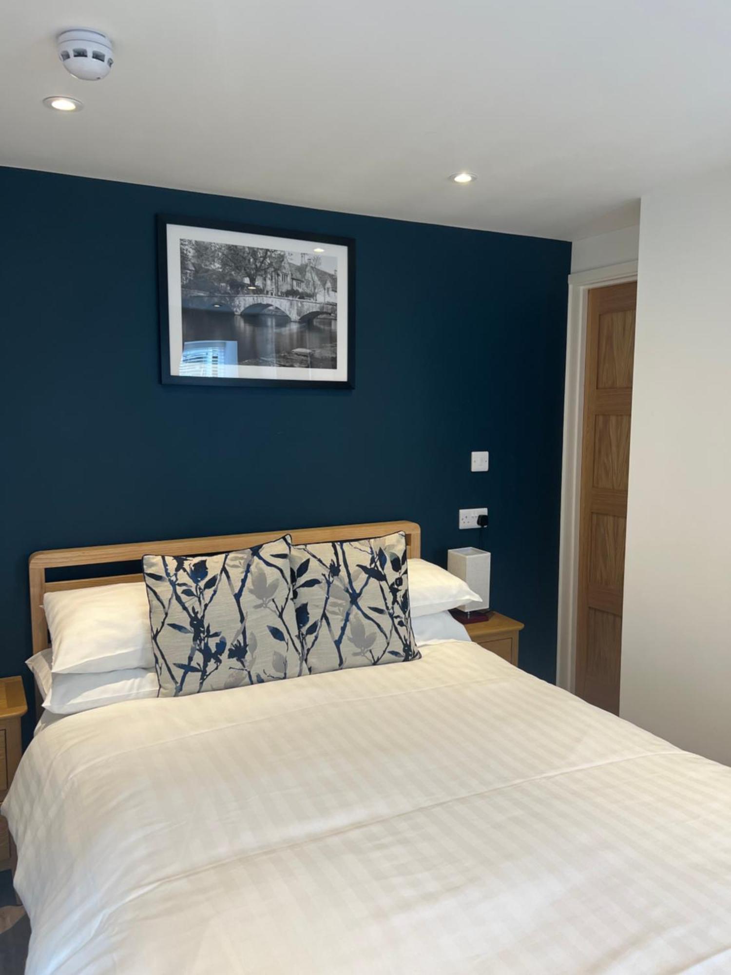 Priory Tearooms Burford With Rooms Exterior foto