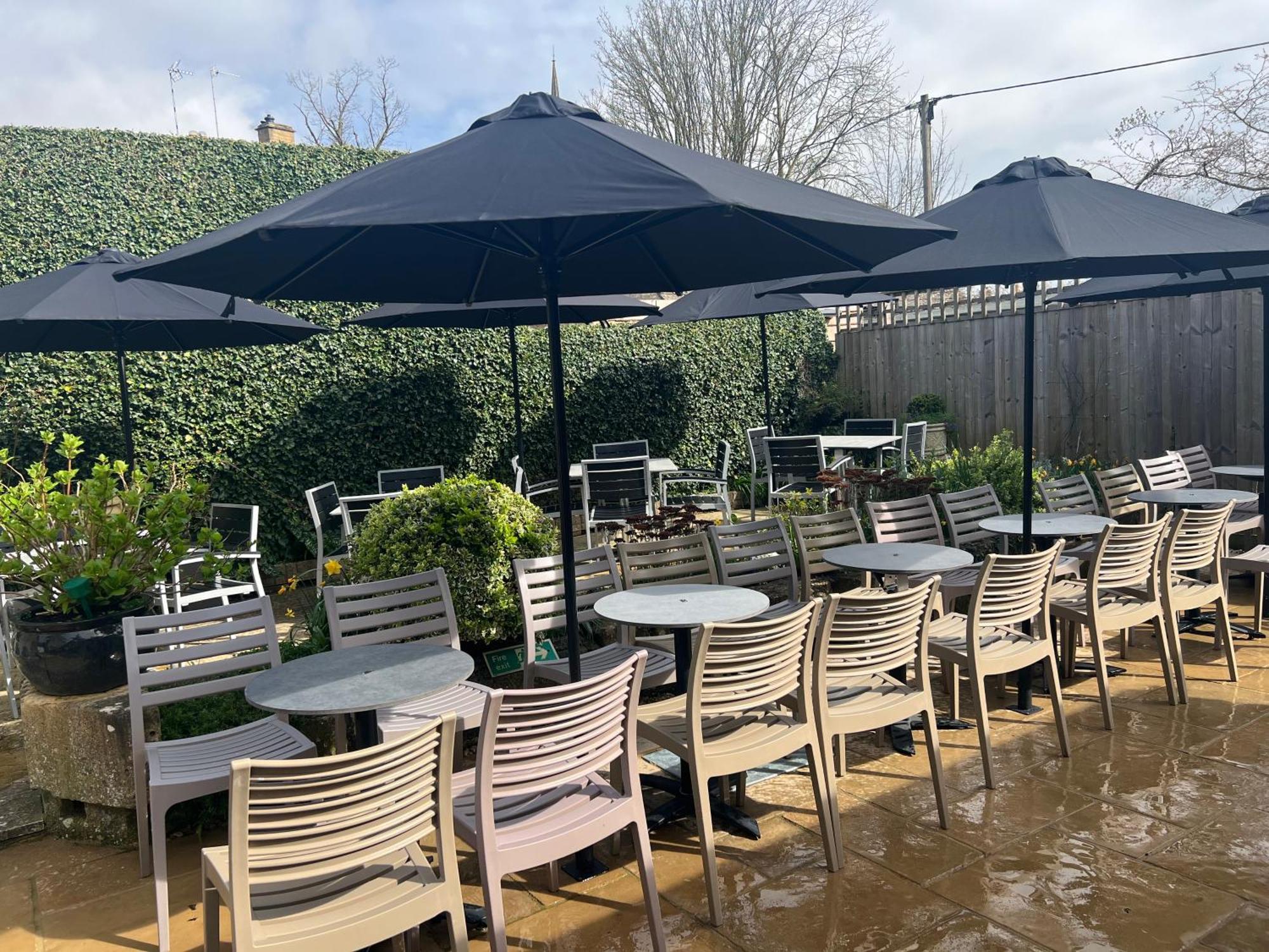 Priory Tearooms Burford With Rooms Exterior foto