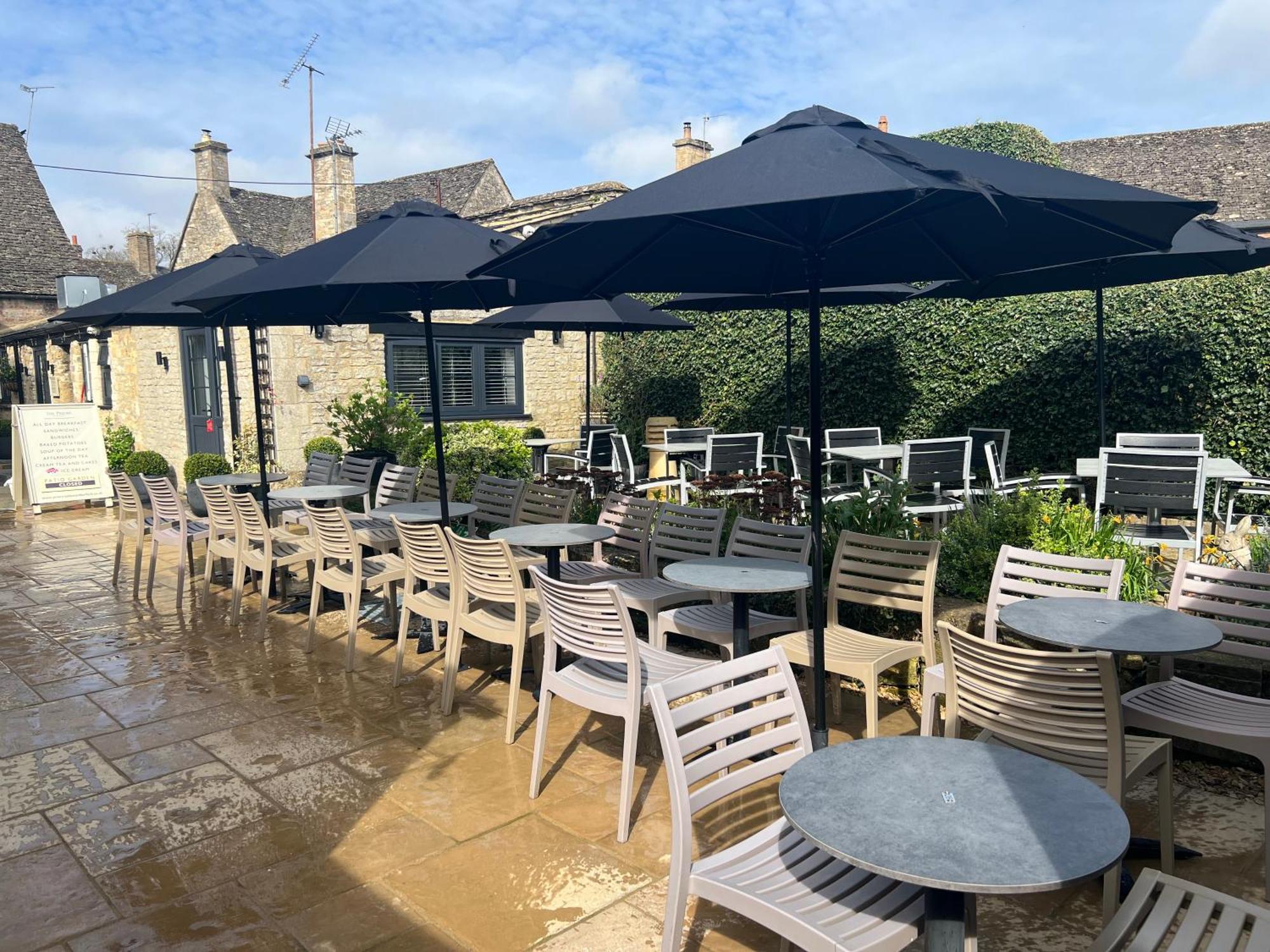 Priory Tearooms Burford With Rooms Exterior foto