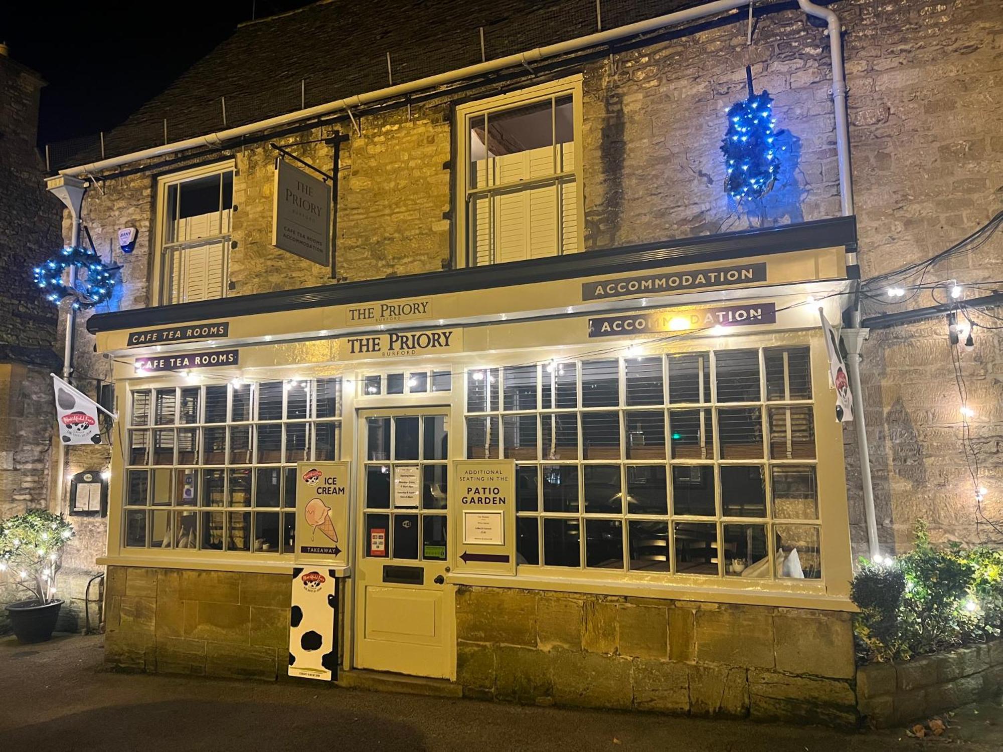 Priory Tearooms Burford With Rooms Exterior foto