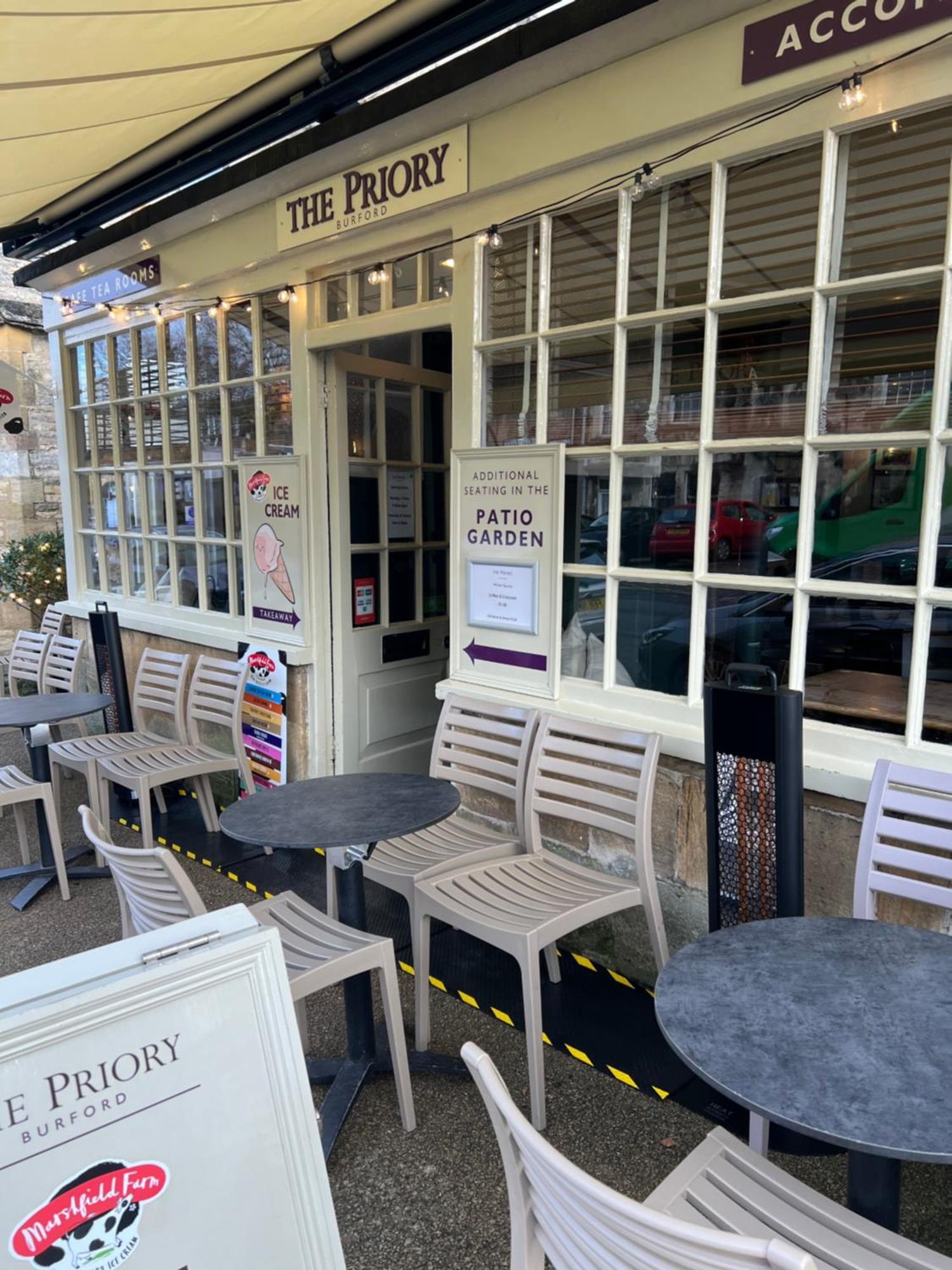 Priory Tearooms Burford With Rooms Exterior foto