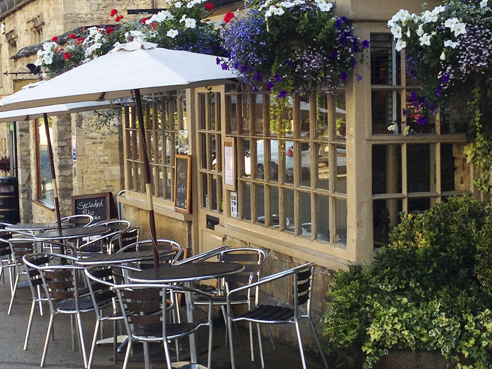 Priory Tearooms Burford With Rooms Exterior foto