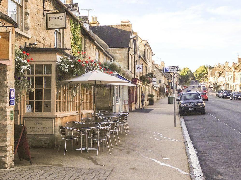 Priory Tearooms Burford With Rooms Exterior foto